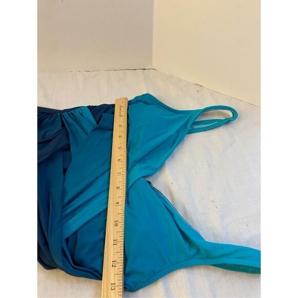 Lands end blue green ruched 1 piece size 8 swimsuit - Picture 5 of 7